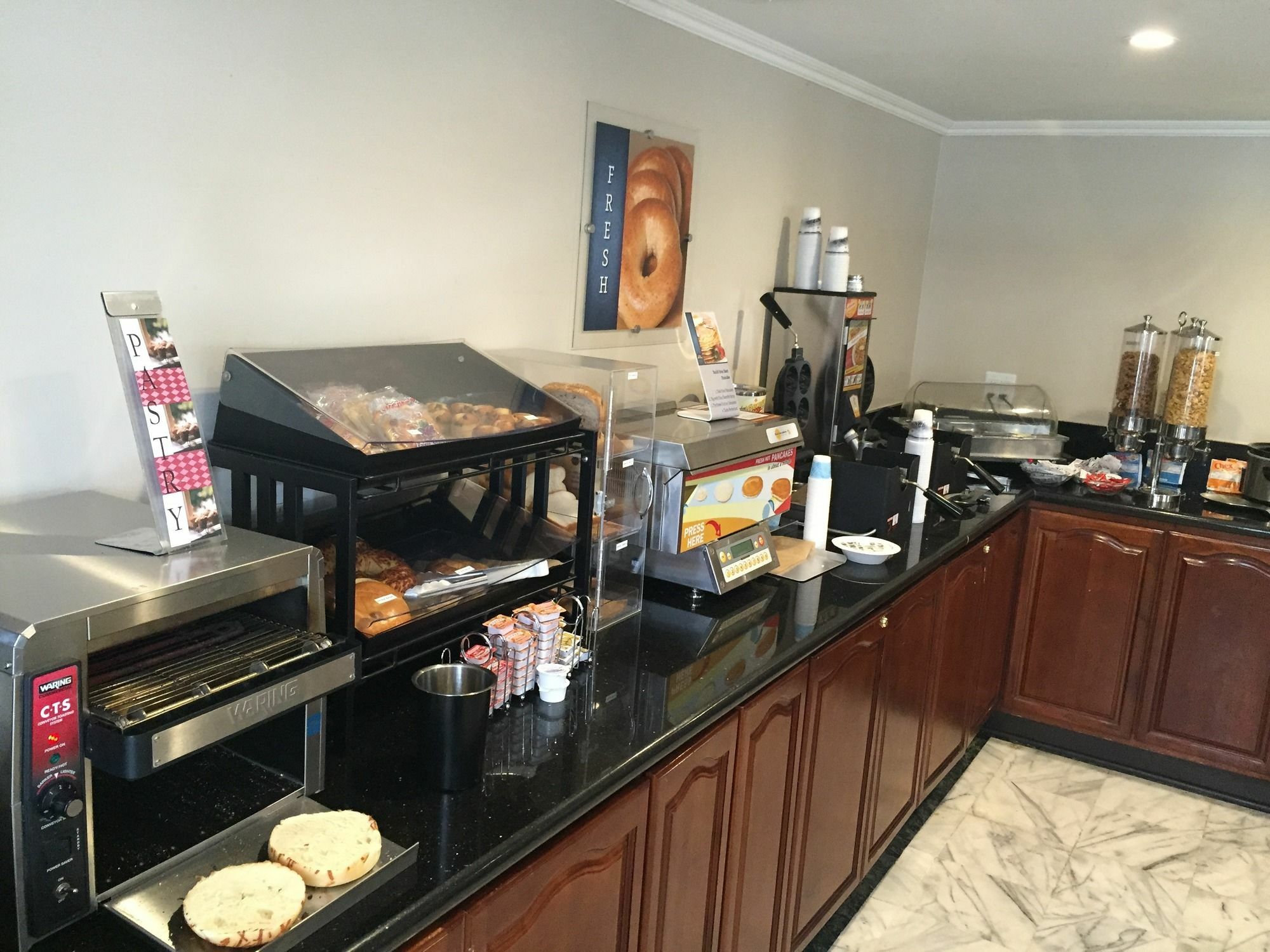 帕萨迪纳皇家贝斯特韦斯特酒店 外观 照片